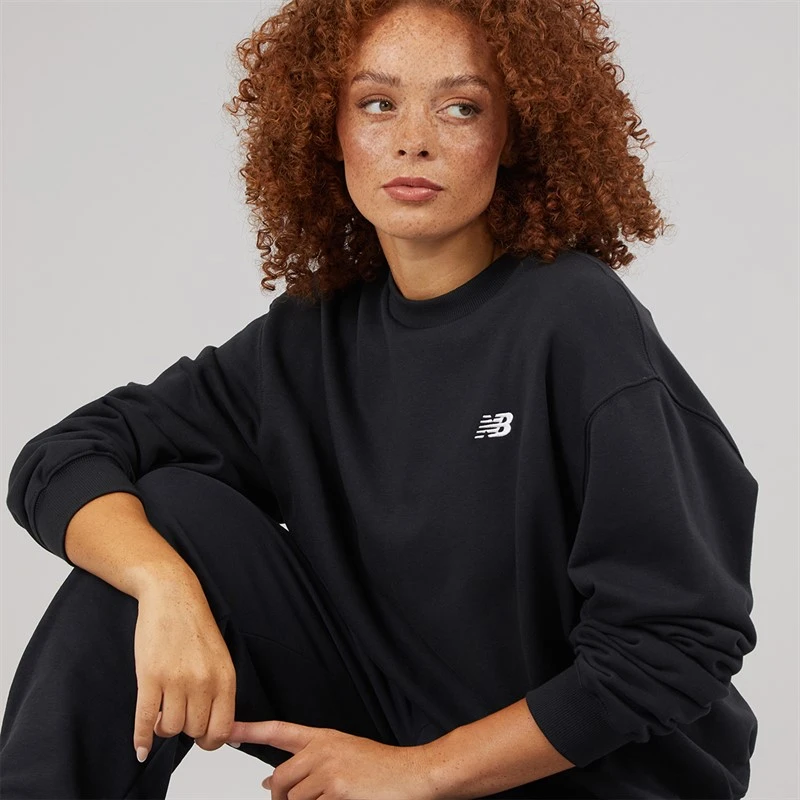 New Balance Womens Sport Essentials Sweatshirt Black